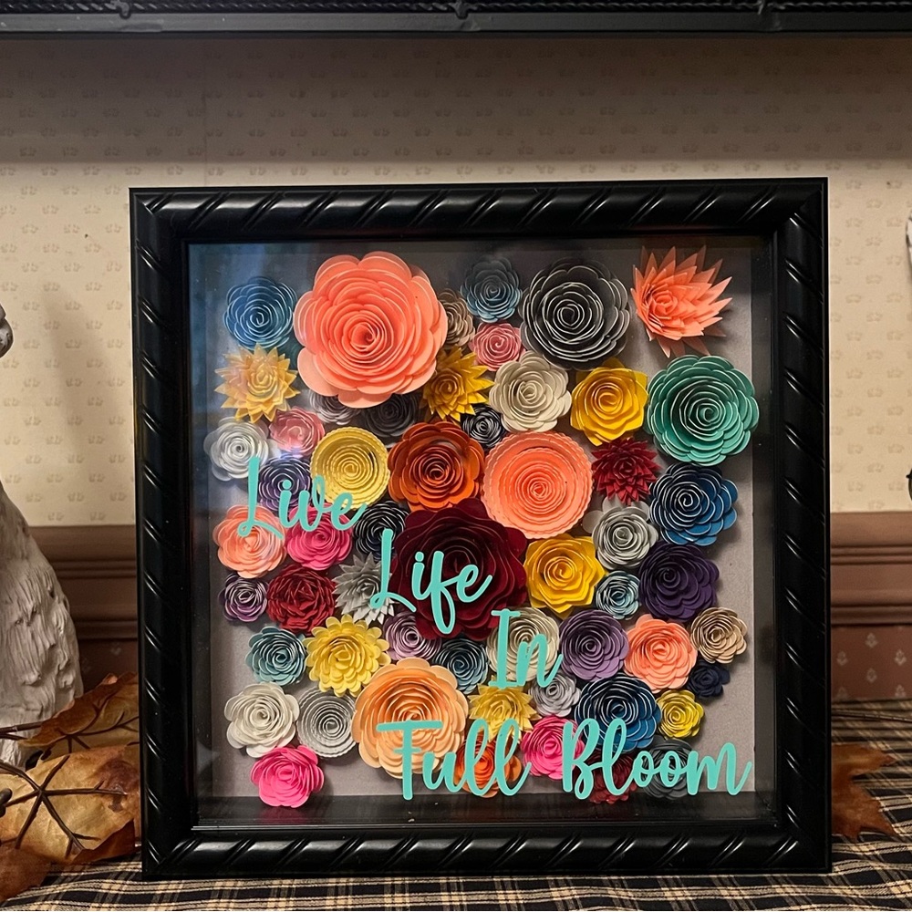 Full bloom shadow box